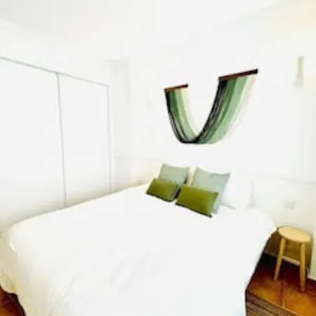 Vieux Centre Apartment *