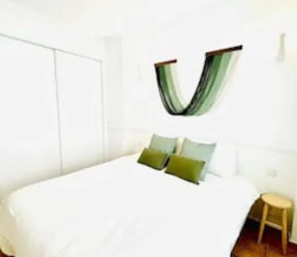 Vieux Centre Apartment *