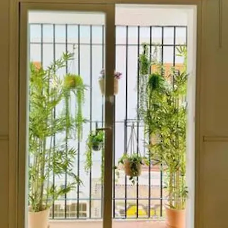 Vieux Centre Διαμέρισμα *